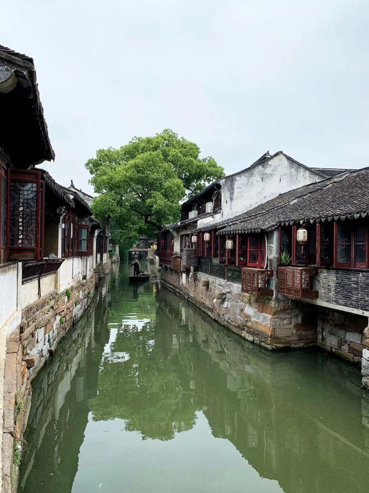 “青”眼最泉州丨寺门悠静倒莲花 古韵流传盈海涯